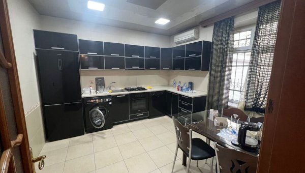 5 otaqlı  Ev/Villa kirayə verilir, Binəqədi-3