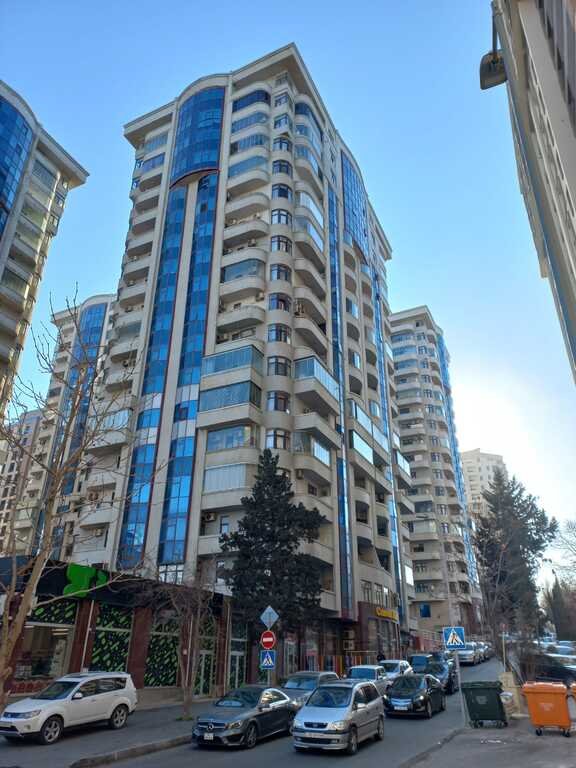Satılır 4 otaqlı yeni tikili, 210 m², Nəsimi-4