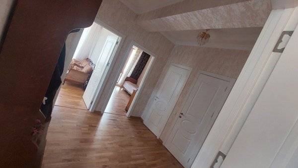 Satılır 3 otaqlı yeni tikili, 90 m², İnşaatçılar m.-15