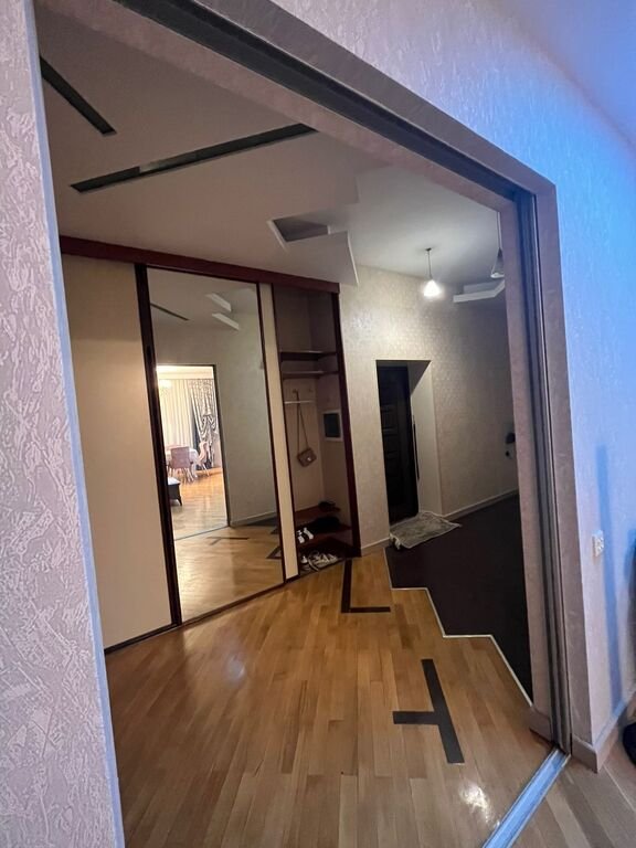 Kirayə verilir 3 otaqlı yeni tikili, 150 m², Nizami m.-24