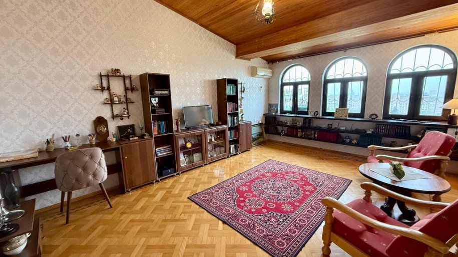 Satılır 4 otaqlı yeni tikili, 150 m², Elmlər Akademiyası m.-6