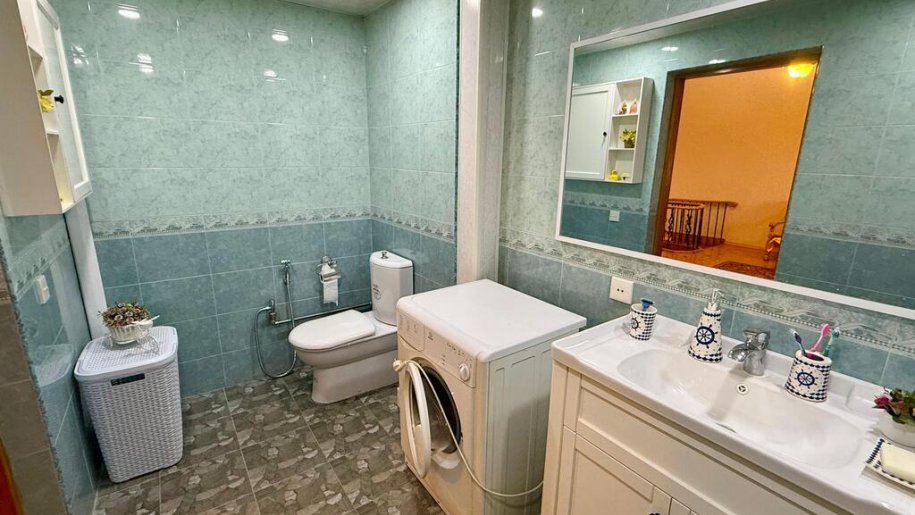 Satılır 4 otaqlı yeni tikili, 150 m², Elmlər Akademiyası m.-16