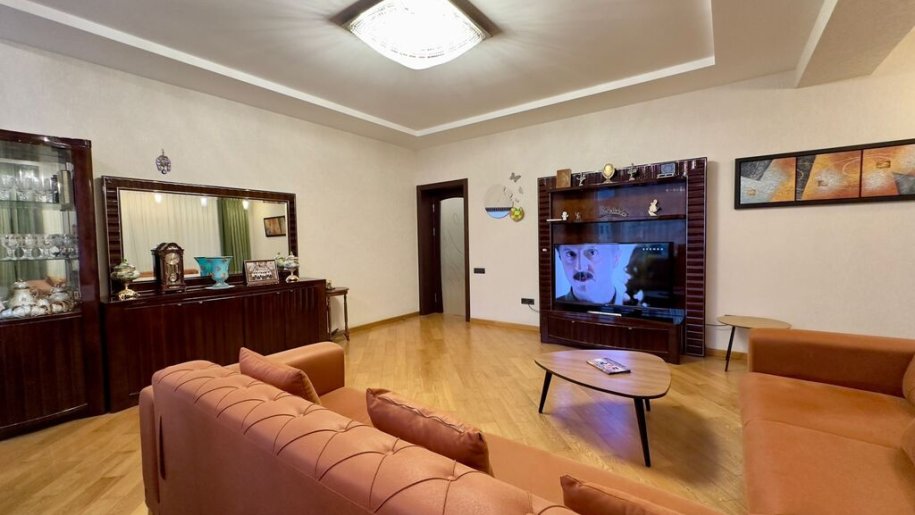 Satılır 5 otaqlı yeni tikili, 226 m², Xətai m.-3
