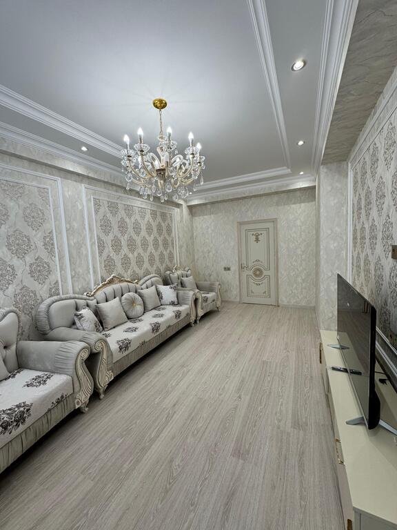 Kirayə verilir 3 otaqlı yeni tikili, 115 m², Saray-2