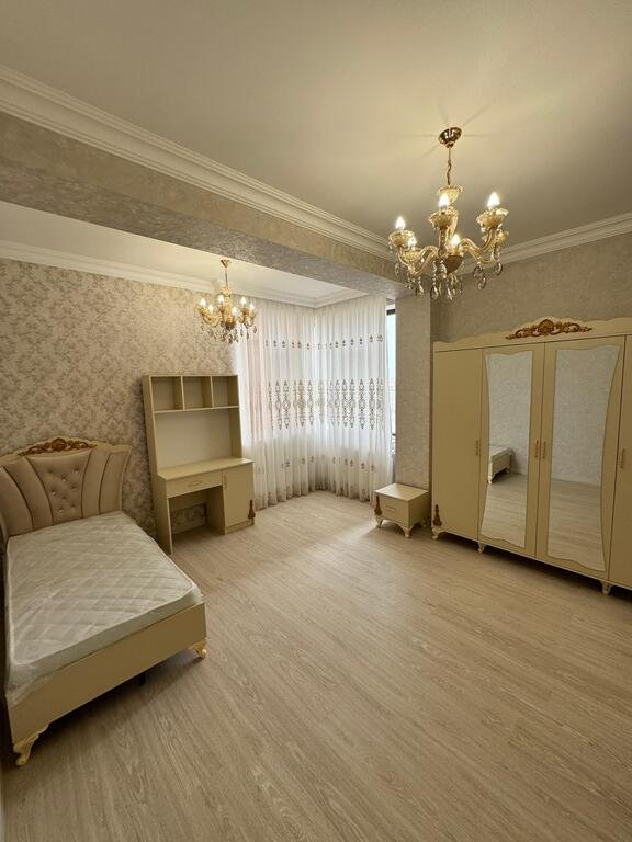 Kirayə verilir 3 otaqlı yeni tikili, 115 m², Saray-5