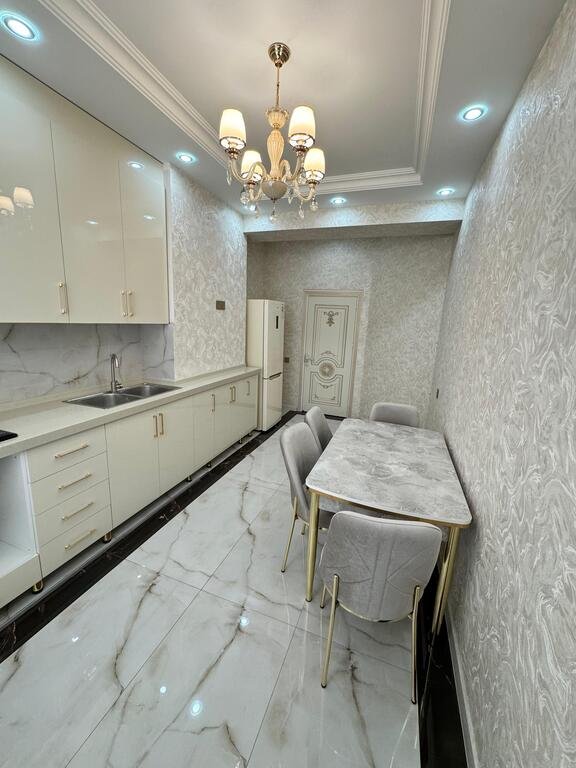 Kirayə verilir 3 otaqlı yeni tikili, 115 m², Saray-6