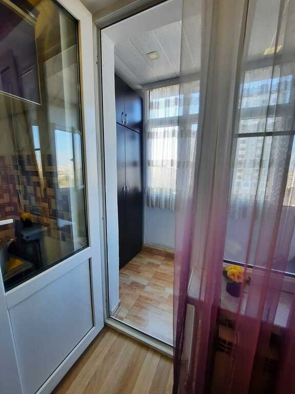 Satılır 4 otaqlı köhnə tikili, 100 m², Xalqlar dostluğu m.-21