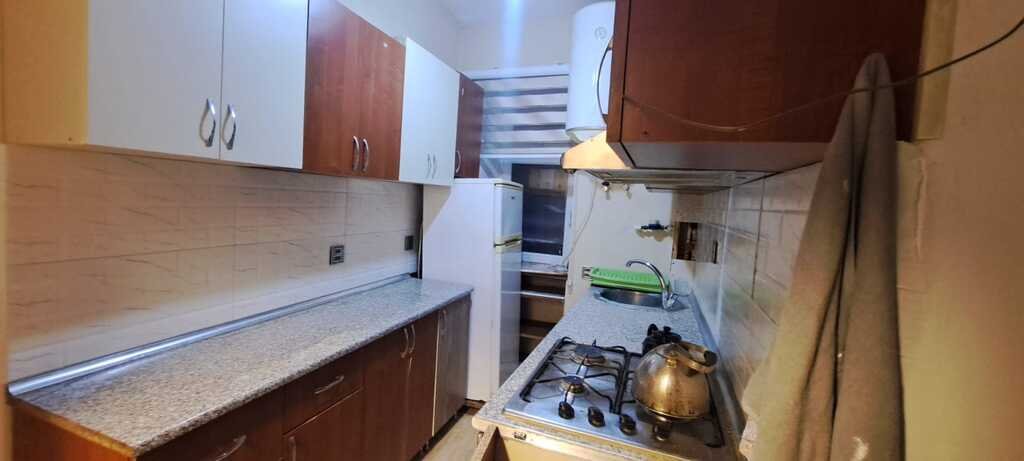 Satılır 1 otaqlı köhnə tikili, 25 m², Azadlıq Prospekti m.-12