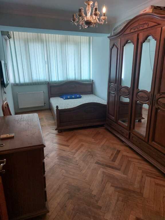 Kirayə verilir 3 otaqlı köhnə tikili, 85 m², 28 May m.-5