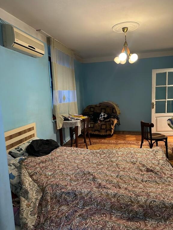 Satılır 1 otaqlı köhnə tikili, 30 m², İnşaatçılar m.-2
