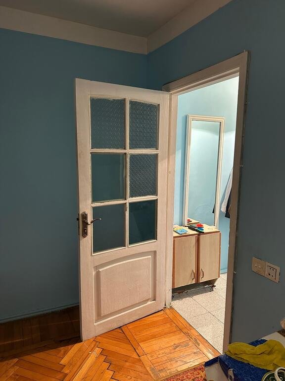 Satılır 1 otaqlı köhnə tikili, 30 m², İnşaatçılar m.-10