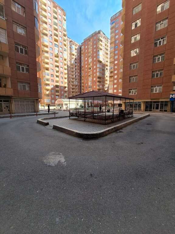 Satılır 1 otaqlı yeni tikili, 52 m², İnşaatçılar m.-5