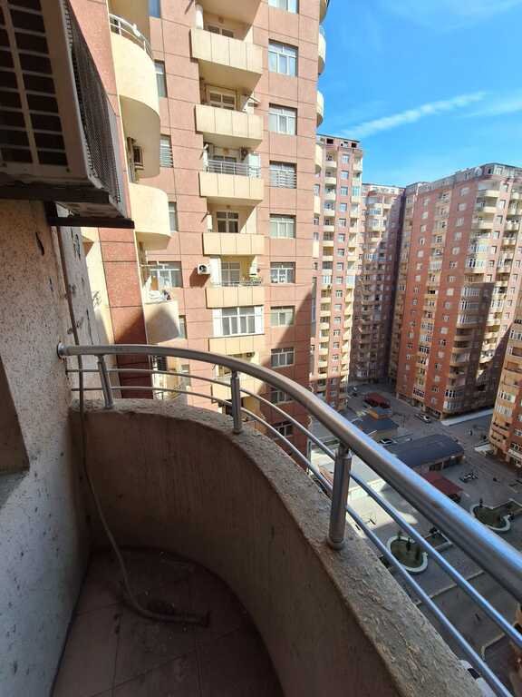 Satılır 1 otaqlı yeni tikili, 52 m², İnşaatçılar m.-8