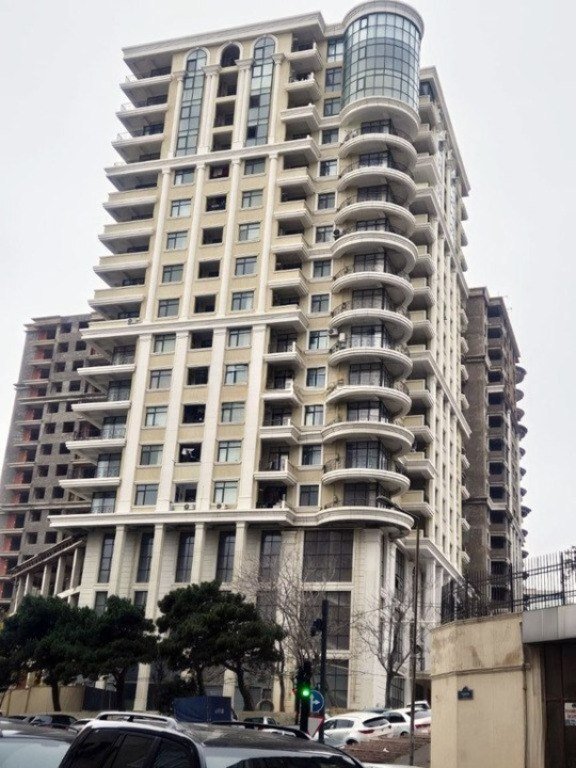Satılır 1 otaqlı yeni tikili, 51 m², 28 May m.-1