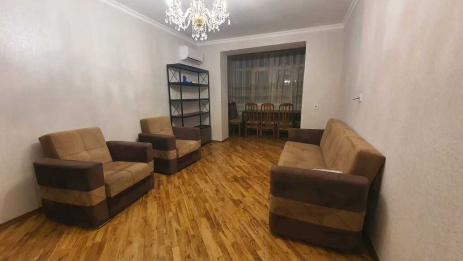 Satılır 1 otaqlı köhnə tikili, 50 m², Elmlər Akademiyası m.-1