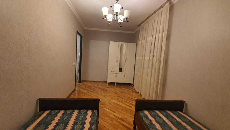 Satılır 1 otaqlı köhnə tikili, 50 m², Elmlər Akademiyası m.-6
