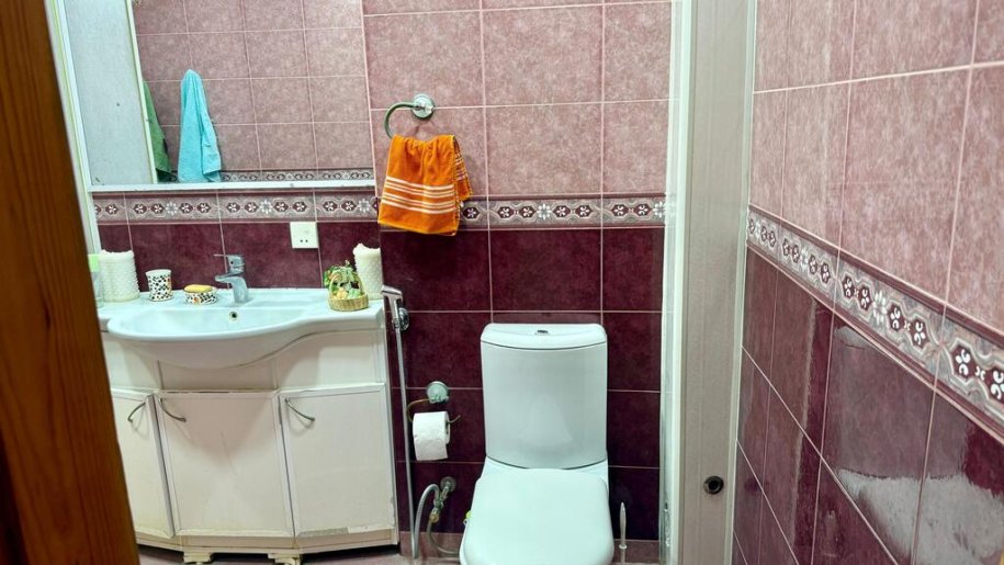 Satılır 5 otaqlı yeni tikili, 154 m², İnşaatçılar m.-8