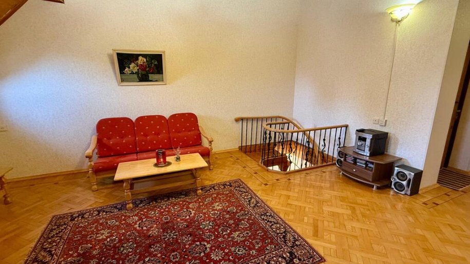 Satılır 5 otaqlı yeni tikili, 154 m², İnşaatçılar m.-11