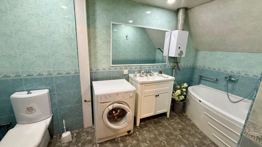 Satılır 5 otaqlı yeni tikili, 154 m², İnşaatçılar m.-19
