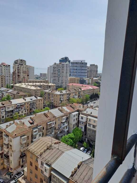 Satılır 5 otaqlı yeni tikili, 254 m², Elmlər Akademiyası m.-1