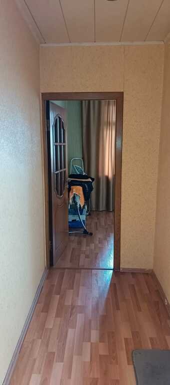 Satılır 4 otaqlı köhnə tikili, 100 m², Xalqlar dostluğu m.-8