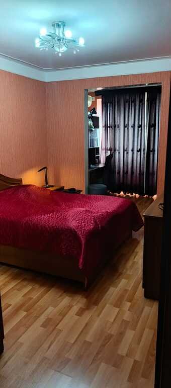 Satılır 4 otaqlı köhnə tikili, 100 m², Xalqlar dostluğu m.-9