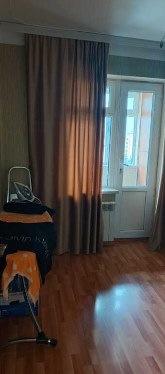 Satılır 4 otaqlı köhnə tikili, 100 m², Xalqlar dostluğu m.-10