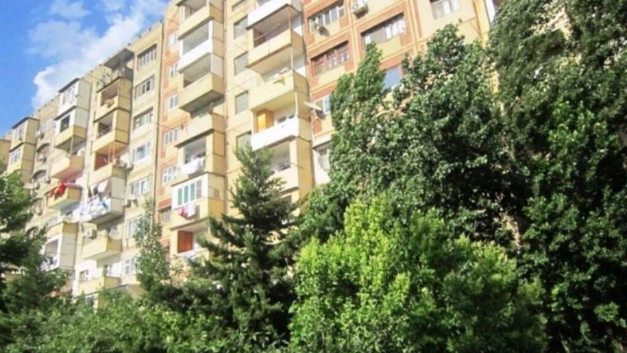 Satılır 5 otaqlı köhnə tikili, 120 m², Əhmədli m.-1