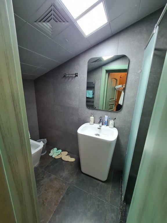 Satılır 5 otaqlı köhnə tikili, 200 m², Elmlər Akademiyası m.-20