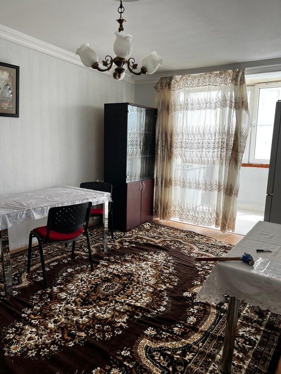 Kirayə verilir 2 otaqlı köhnə tikili, 35 m², İçərişəhər m.-1