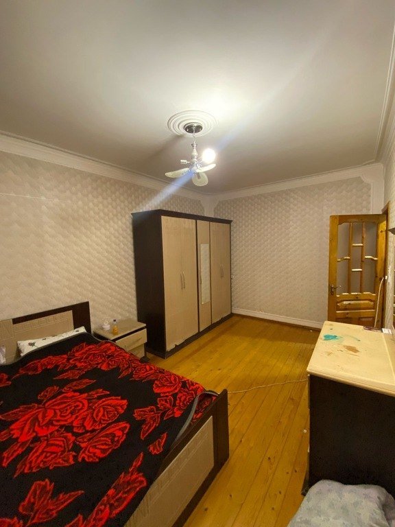 Satılır 3 otaqlı köhnə tikili, 85 m², Nəsimi m.-8