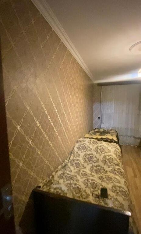 Satılır 3 otaqlı köhnə tikili, 70 m², Avtovağzal m.-10