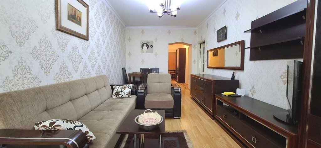 Satılır 2 otaqlı köhnə tikili, 55 m², İçərişəhər m.-3