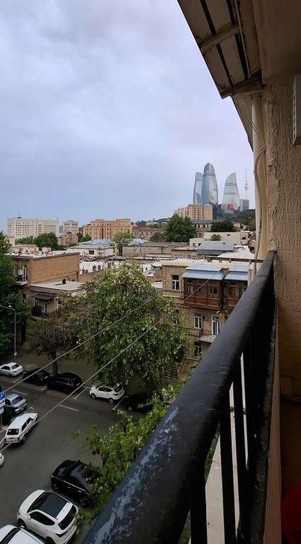 Satılır 2 otaqlı köhnə tikili, 55 m², İçərişəhər m.-16