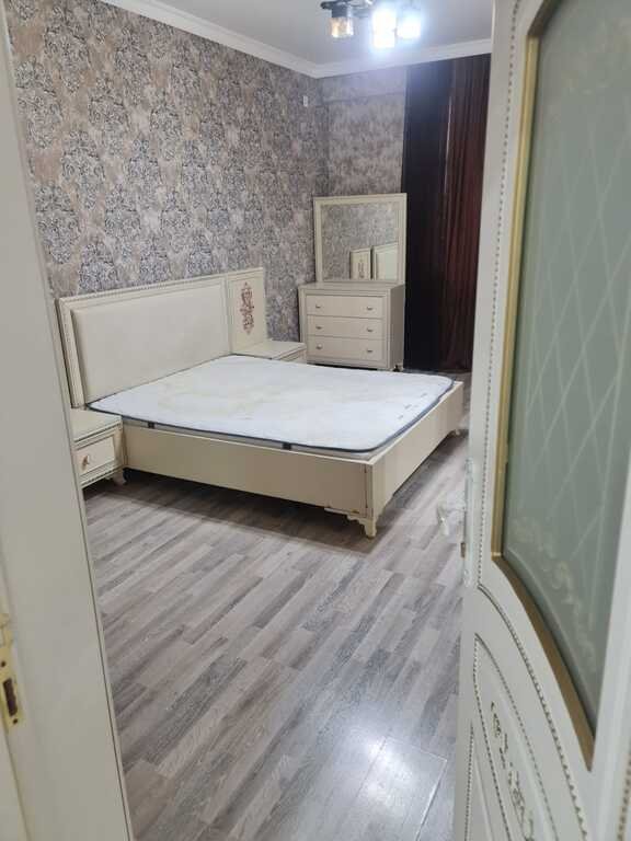 Kirayə verilir 3 otaqlı yeni tikili, 160 m², Azadlıq Prospekti m.-6