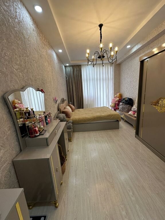 Satılır 2 otaqlı yeni tikili, 71 m², Saray-4