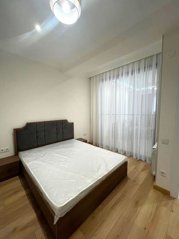 Kirayə verilir 2 otaqlı yeni tikili, 75 m², 28 May m.-6