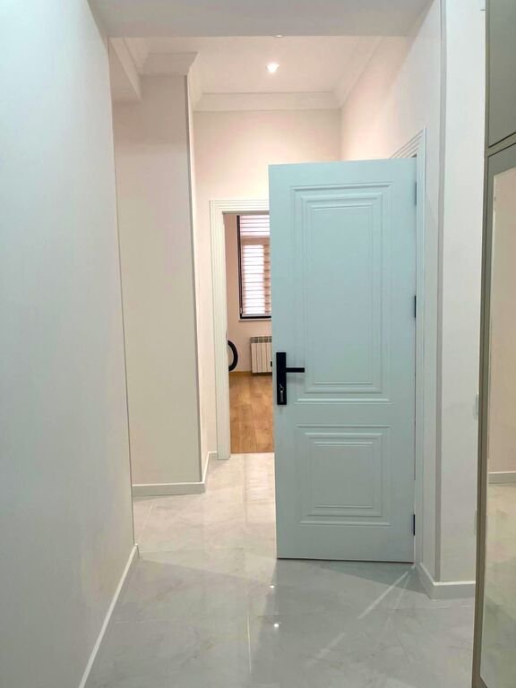 Kirayə verilir 2 otaqlı yeni tikili, 75 m², 28 May m.-9