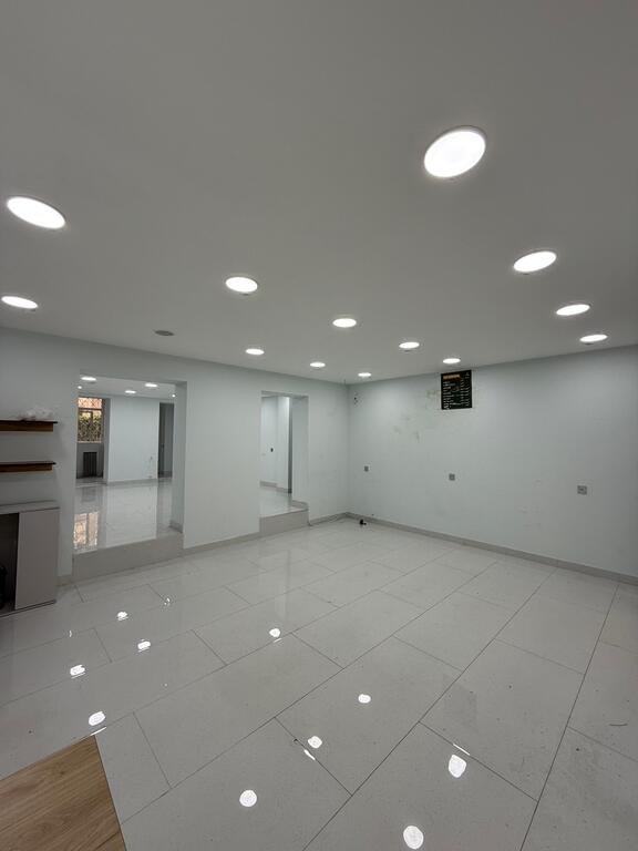86 kv.m. obyekt icarəyə verilir, Elmlər Akademiyası m.-6