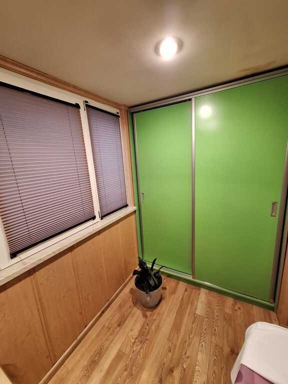 Satılır 3 otaqlı köhnə tikili, 75 m², İnşaatçılar m.-10