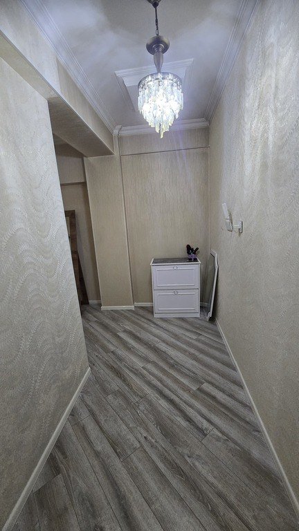 Satılır 1 otaqlı yeni tikili, 63 m², İnşaatçılar m.-7