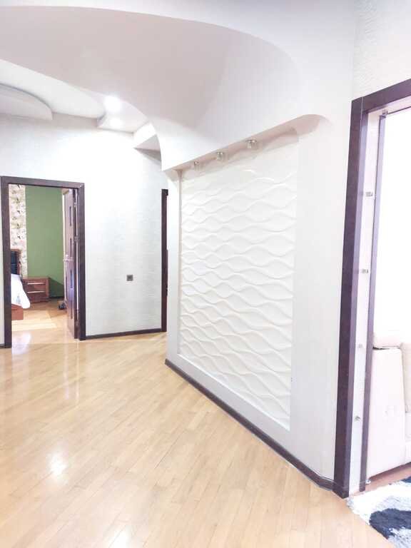 Satılır 3 otaqlı yeni tikili, 125 m², İnşaatçılar m.-5