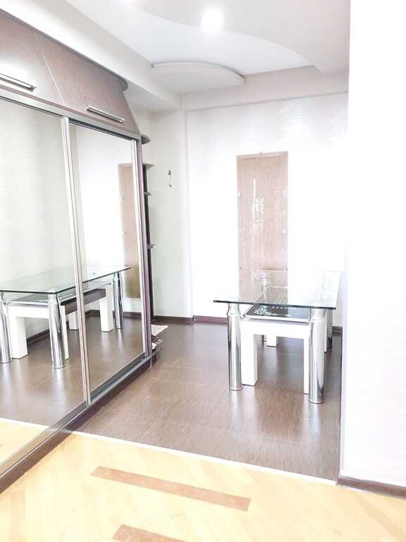 Satılır 3 otaqlı yeni tikili, 125 m², İnşaatçılar m.-12