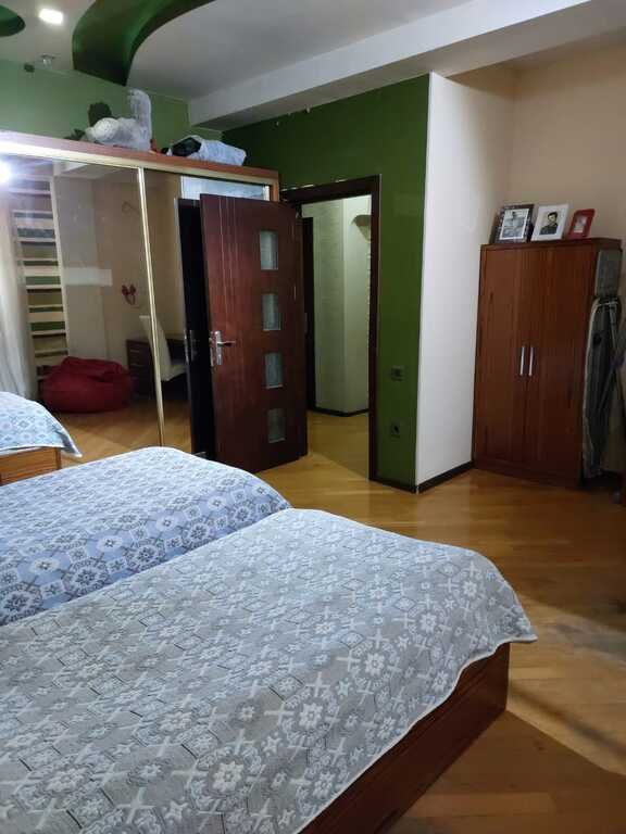Satılır 3 otaqlı yeni tikili, 125 m², İnşaatçılar m.-22