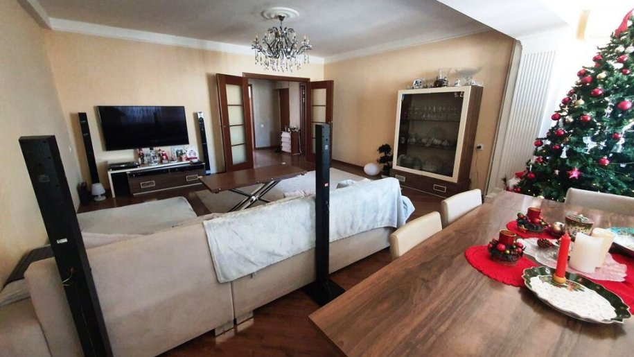 Satılır 3 otaqlı köhnə tikili, 95 m², 28 May m.-1