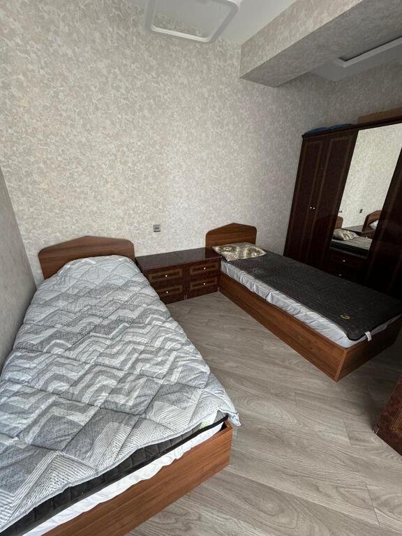 Kirayə verilir 3 otaqlı yeni tikili, 120 m², 28 May m.-6