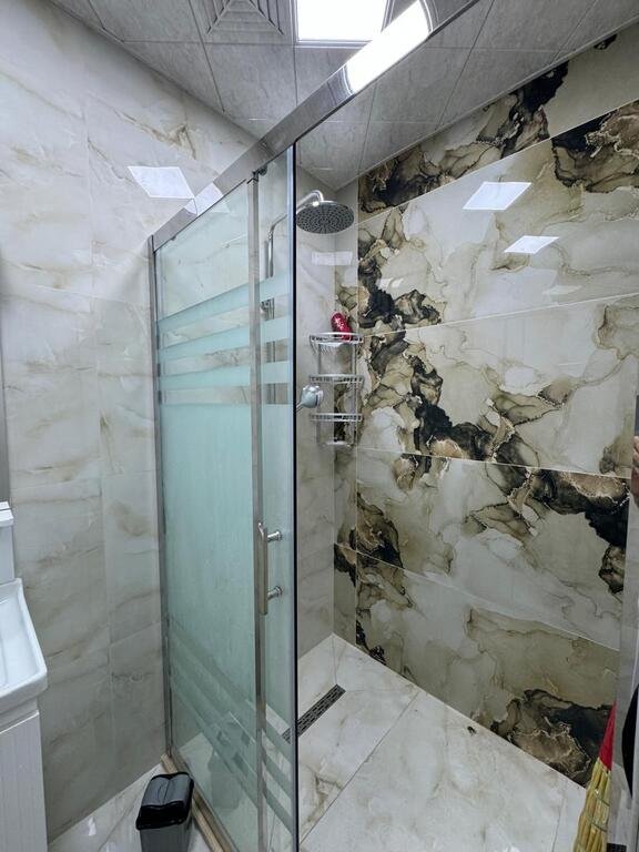 Kirayə verilir 3 otaqlı yeni tikili, 120 m², 28 May m.-8