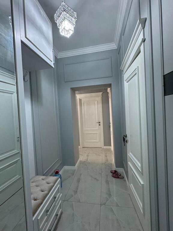 Kirayə verilir 3 otaqlı yeni tikili, 120 m², 28 May m.-10