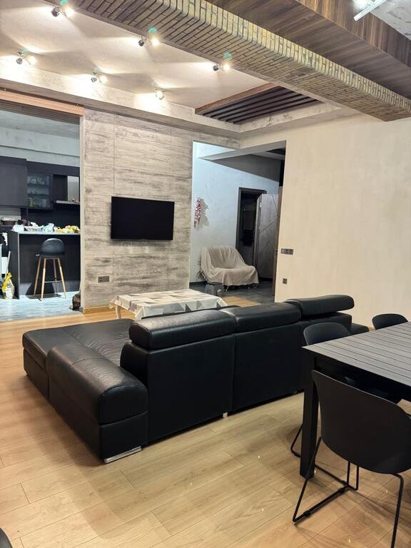 Kirayə verilir 3 otaqlı yeni tikili, 125 m², Elmlər Akademiyası m.-2