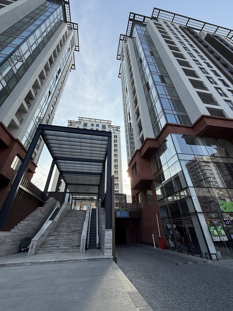 Satılır 3 otaqlı yeni tikili, 125.5 m², Elmlər Akademiyası m.-22